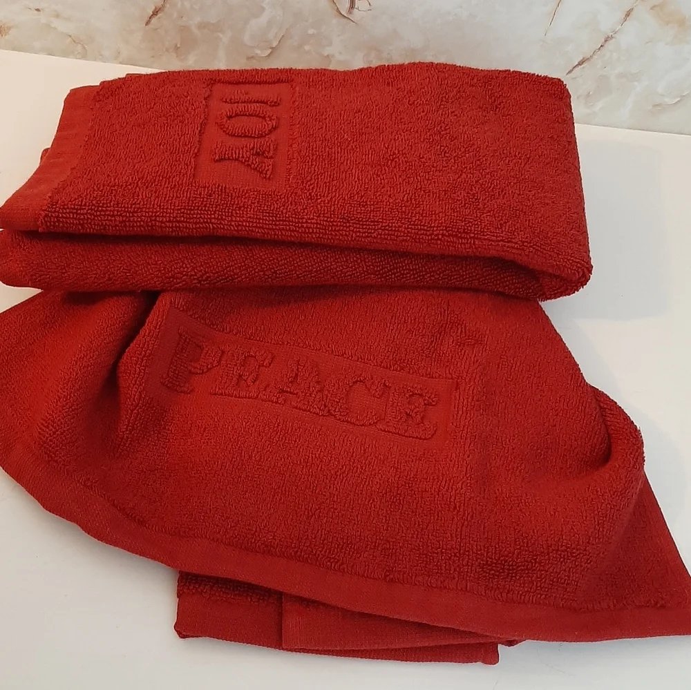 *Pottery Barn Cardinal Red Joy Peace Guest Towels - Set of 2 Towels